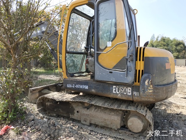 沃尔沃 EC55B-Pro 挖掘机